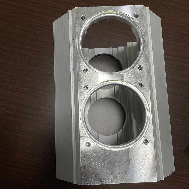 CNC-обработка алюминиевых фитингов для медицинских устройств